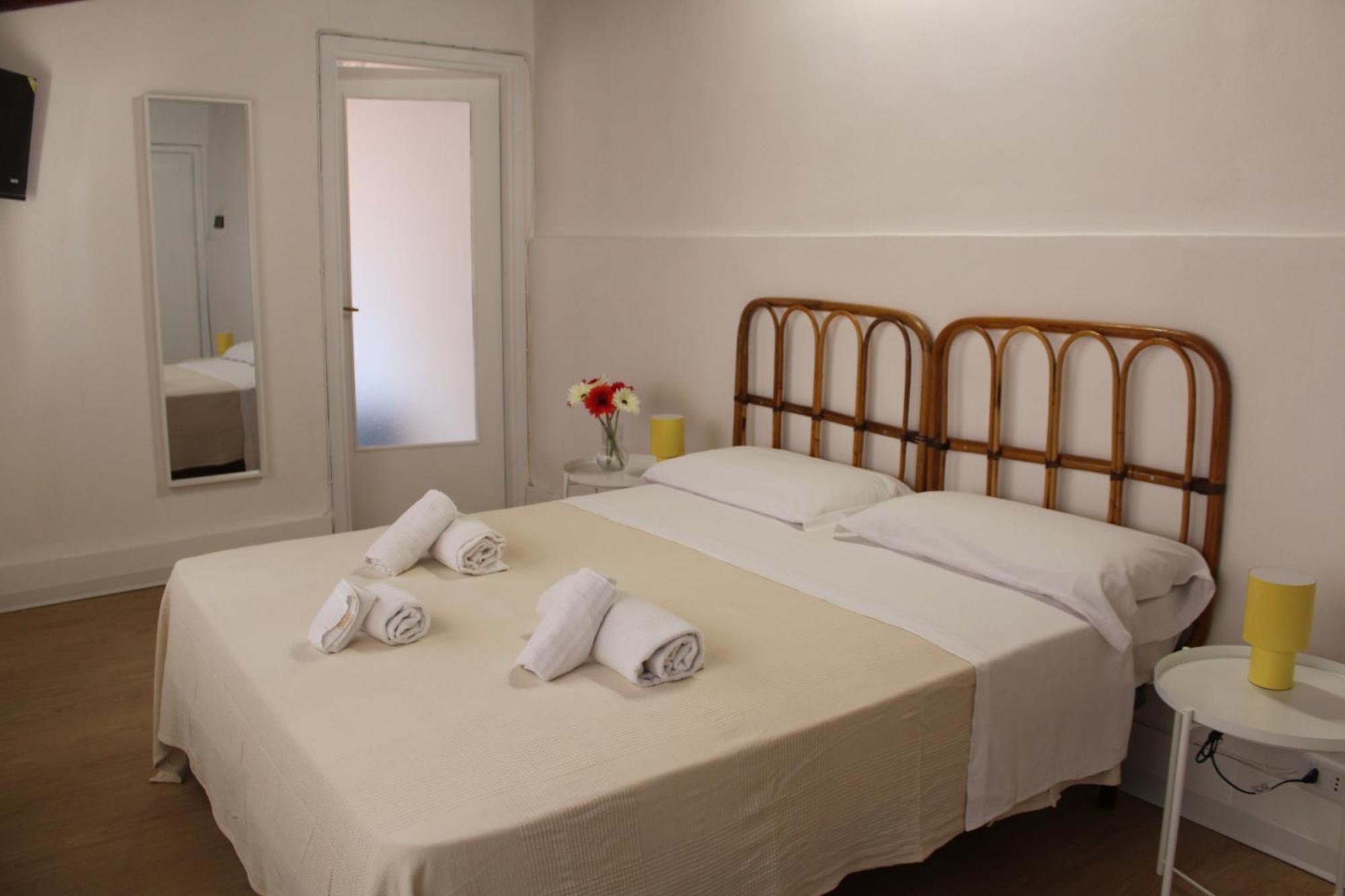 Terrasini 2000 Home Holidays Exterior foto